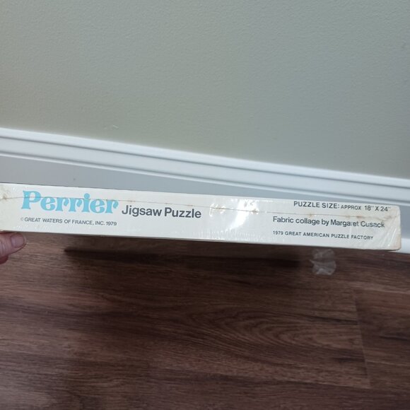 Vtg 1979 Great American Puzzle Factory Perrier Sparkling Water Over 550pc - Picture 4 of 4